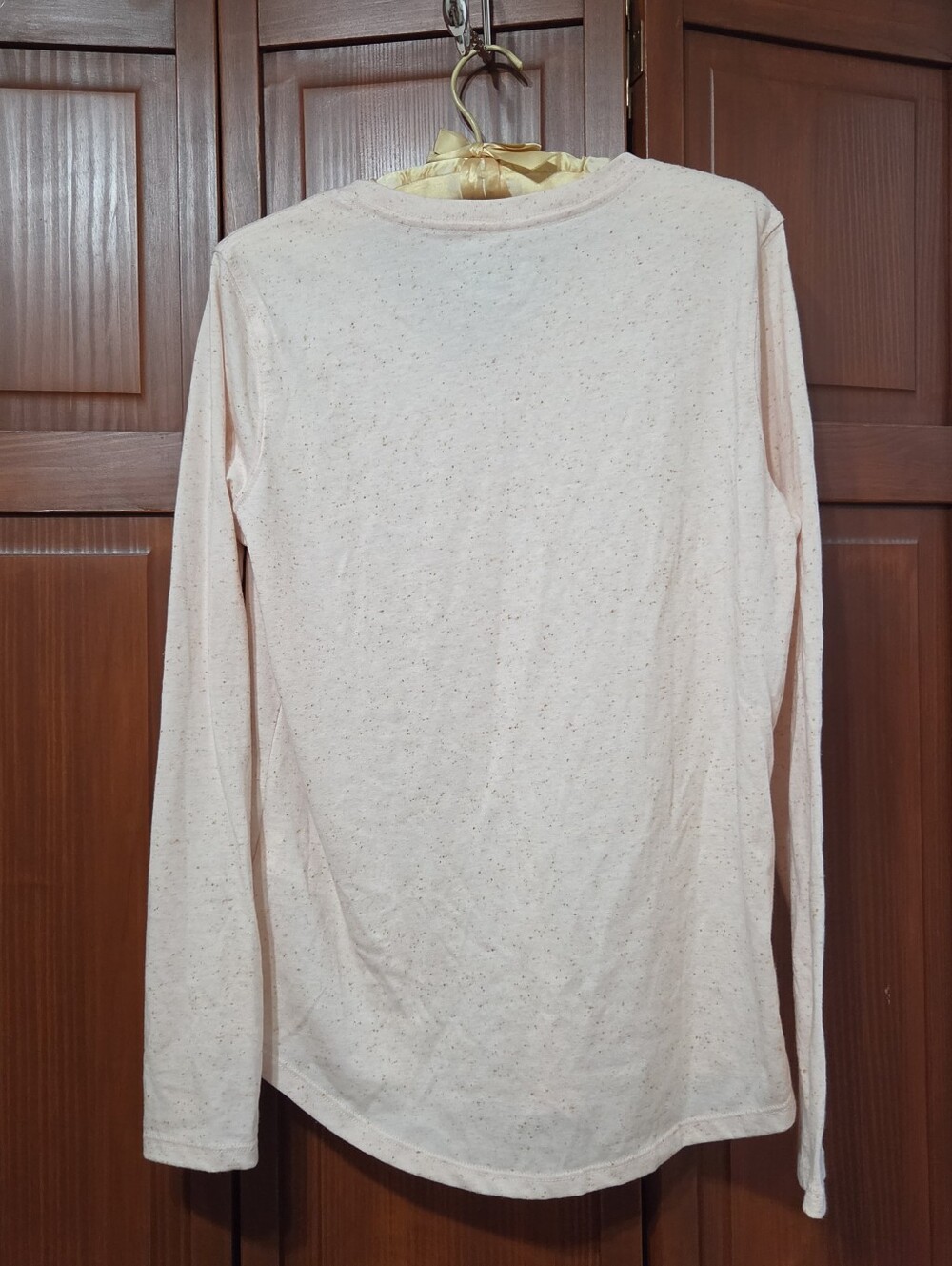 Carhartt pink with orange dots casual outdoorsy everyday long sleeve tee  | M - Picture 4 of 8